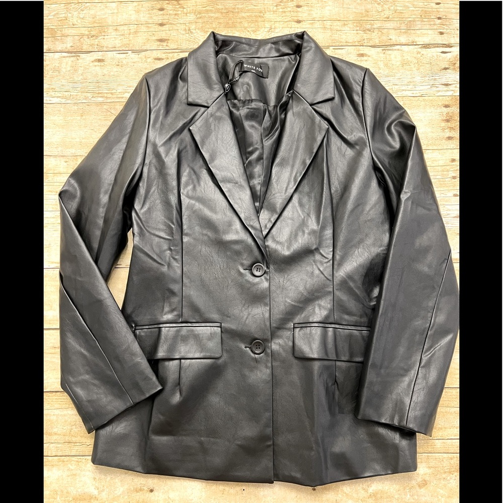 NWT White Fox Faux leather Take The Lead Blazer Black sz M/L - Picture 4 of 4